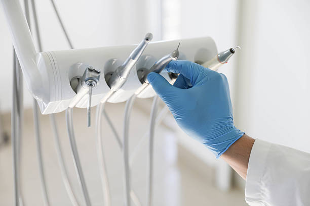 Professional Tooth Extraction technician working in East San Gabriel, CA